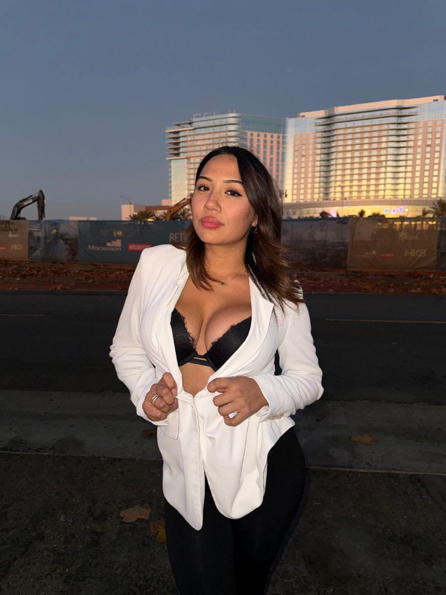 Take a pause and enjoy Ali Cruz — streaming from Salem