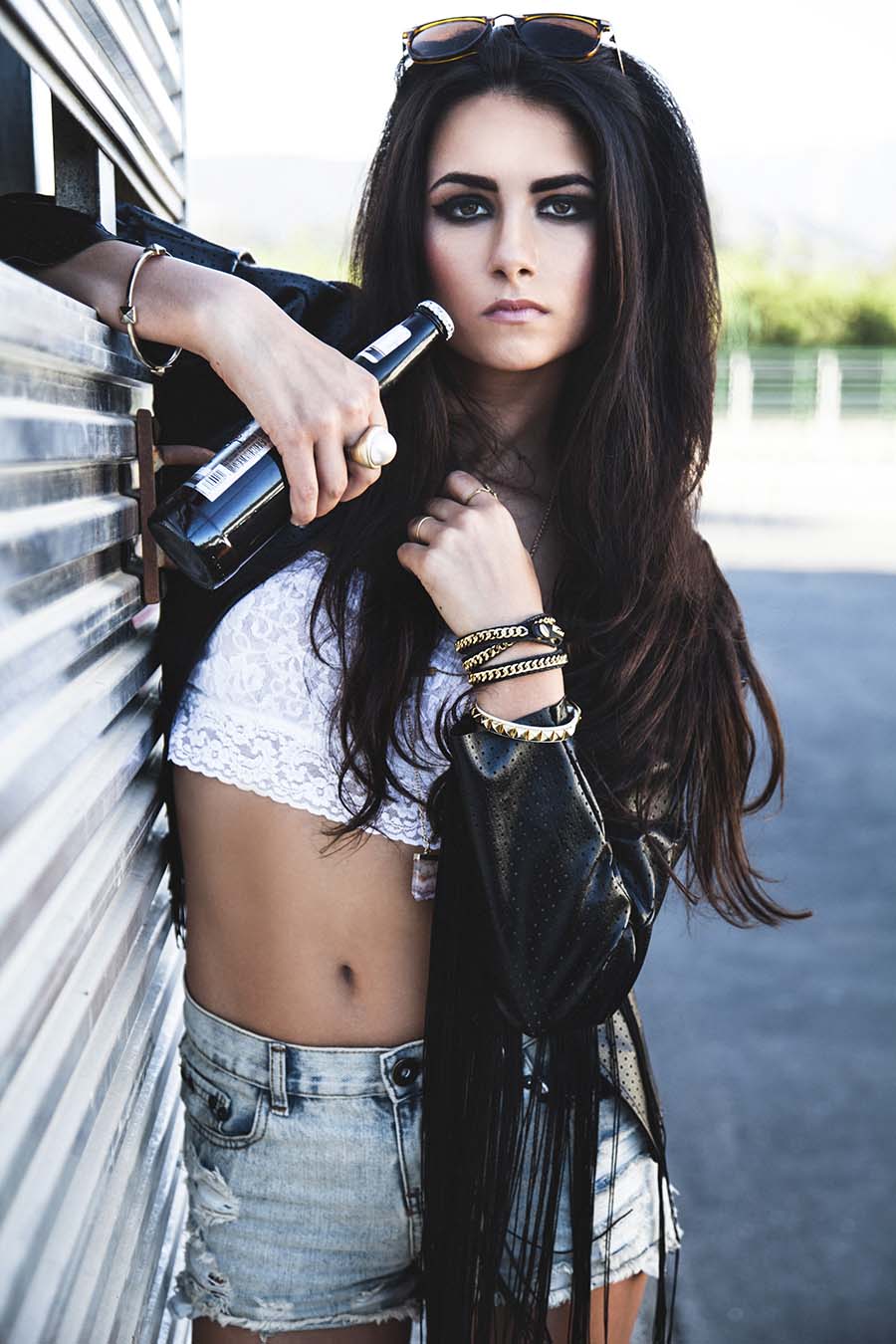 Sassy girls’s look of the day — catch her live in Salem