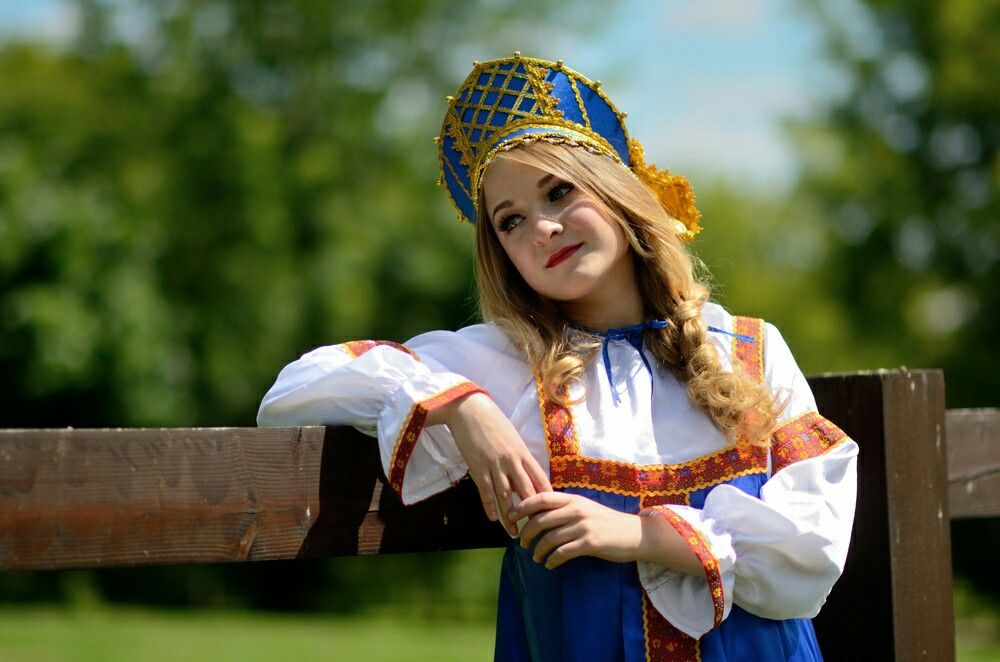 Photo Slavic girls in Salem