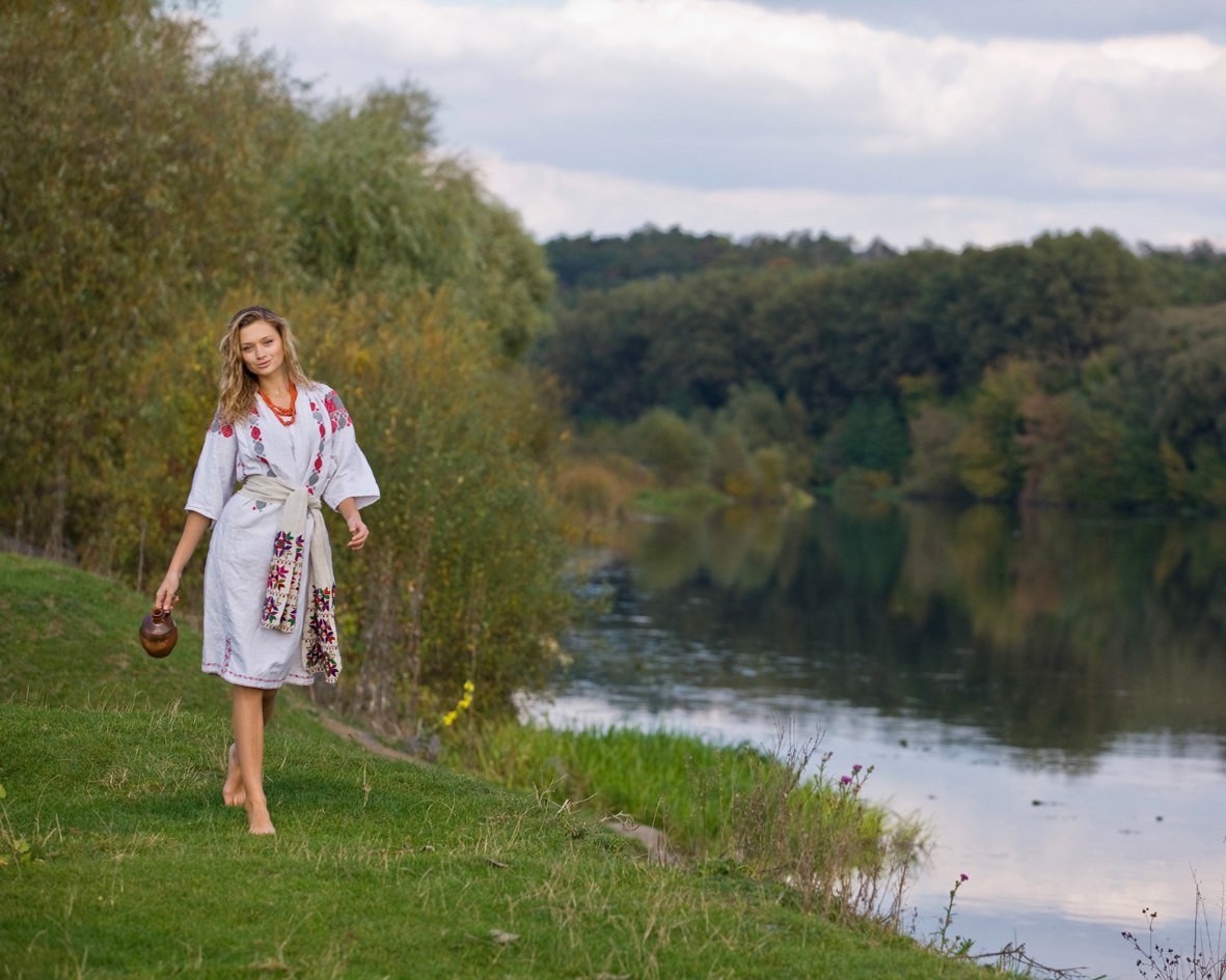 Nude girl Slavic women in Salem